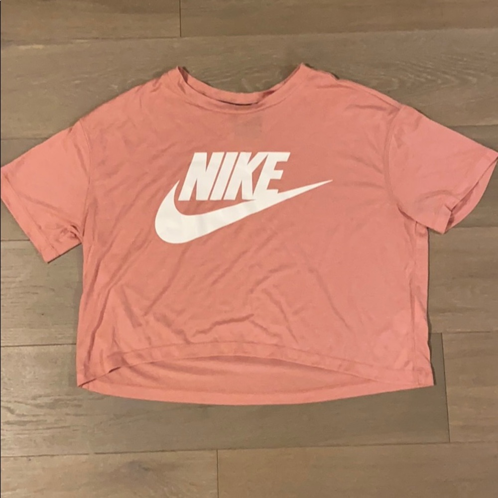 NIKE - Pink Crop Tee
